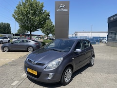 Hyundai i20 - 1.2i Dynamic*RIJKLAARPRIJS