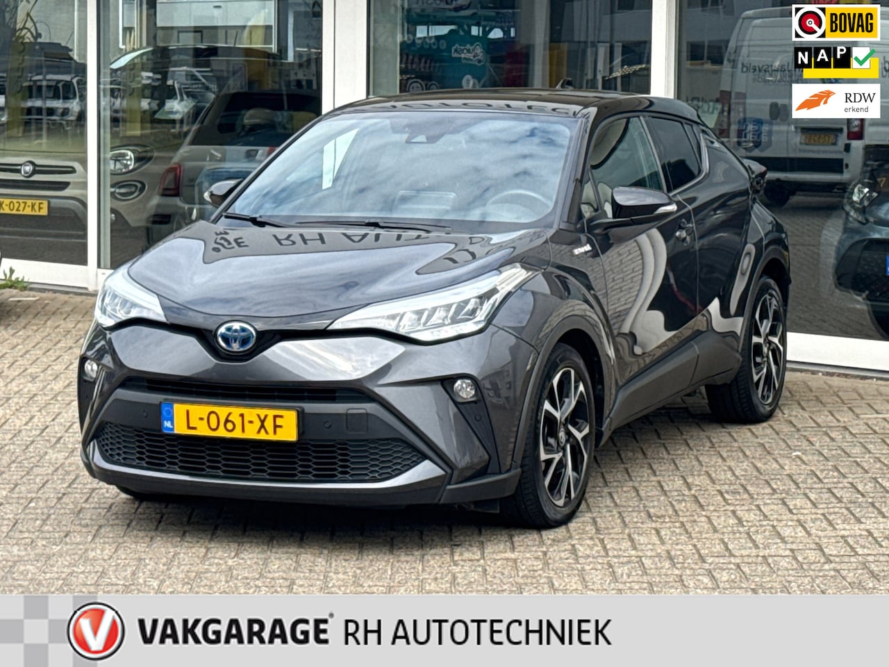 Toyota C-HR - 1.8 Hybrid Style orgn NL, 1e eigenaar, NAP - AutoWereld.nl