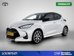 Toyota Yaris - 1.5 Hybrid Executive Limited | Stoelverwarming | Parkeersensoren voor+achter | Apple CarPl