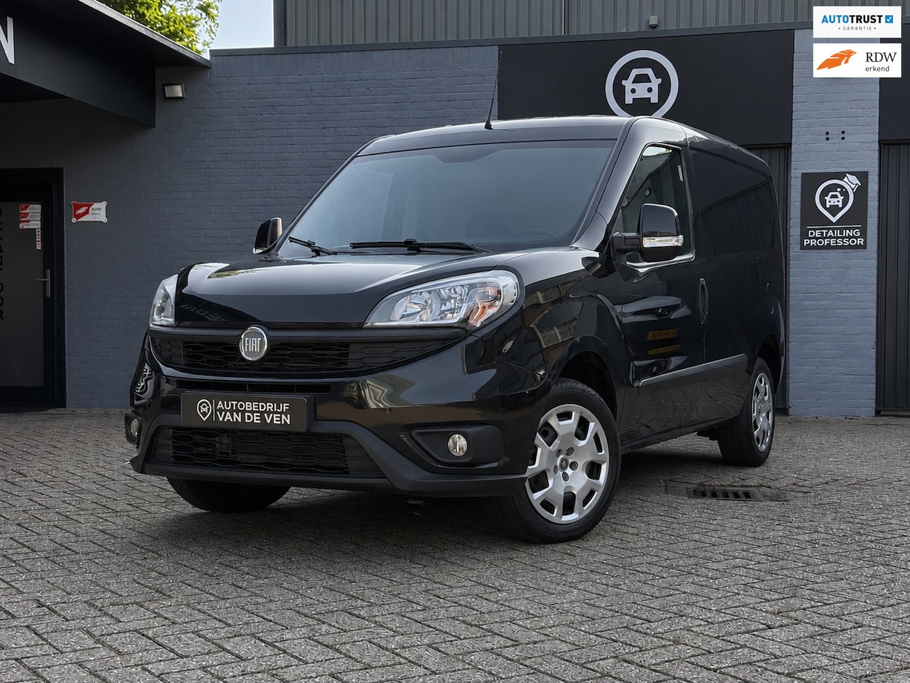 Fiat Doblò - 1.4 | Airco | Cruise | Trekhaak | Marge - AutoWereld.nl