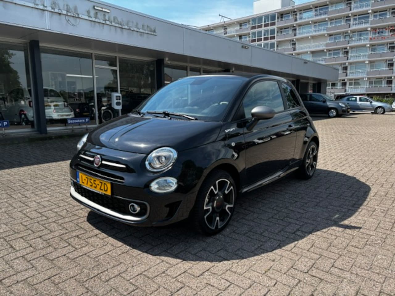 Fiat 500 C - 1.0 Hybrid Sport Cabrio Lmv Navi Cruise Klima Nap - AutoWereld.nl