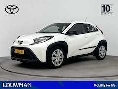 Toyota Aygo X - 1.0 VVT-i MT Play | Apple CarPlay/Android auto | Cruise control Adaptive | Airco | Achteru