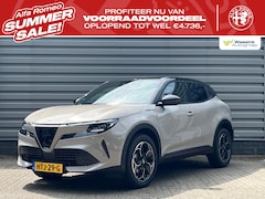 Alfa Romeo Junior - 1.2 Turbo Hybrid 136pk eDCT6 Ibrida Speciale | Automaat | Camera | Sensoren Voor + Achter