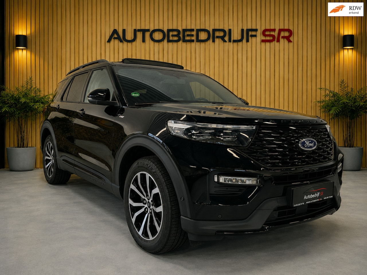 Ford Explorer - 3.0 V6 EcoBoost PHEV ST-Line Pano! Trekhaak! Memory! Massage! Vol !!! - AutoWereld.nl