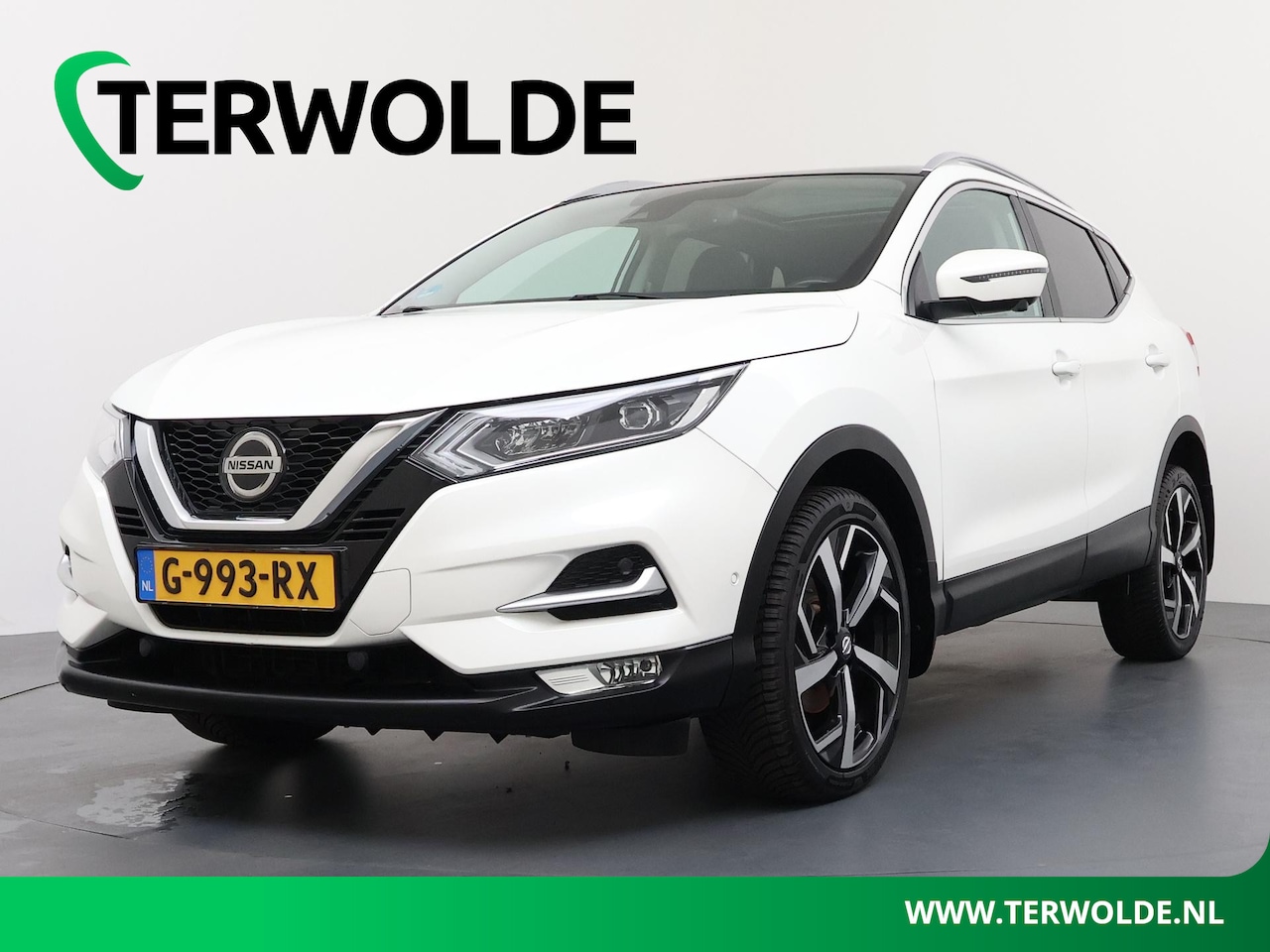 Nissan Qashqai - 1.3 DIG-T Tekna | AUTOMAAT | Panoramadak | Trekhaak | Stoelverwarming | BOSE Audio | - AutoWereld.nl