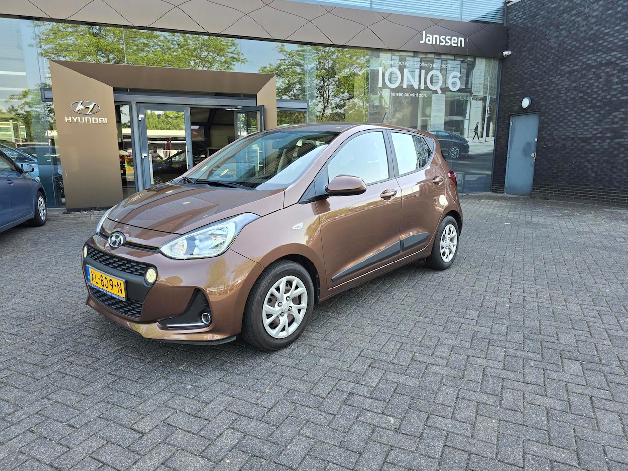 Hyundai i10 - 1.0i Comfort SmartPack 1e eig/NL-auto - AutoWereld.nl