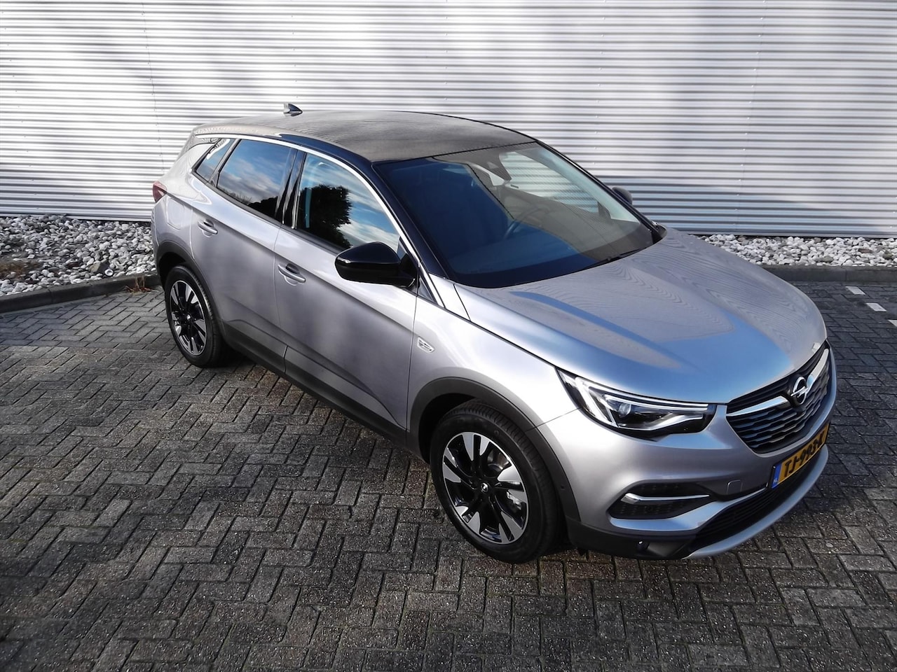 Opel Grandland X - 1.2 Turbo Ultimate - AutoWereld.nl