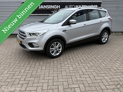 Ford Kuga - 1.5 EcoBoost Titanium | 2000KG Trekgewicht | Camera | PDC V+A | Trekhaak | Clima | Verwarm