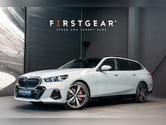 BMW 5-serie Touring - 540d xDrive *M-Sport Pro / Panorama / Harman-Kardon / HUD / Surround-view