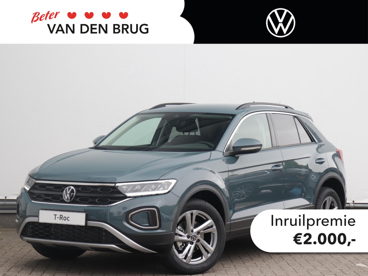 Volkswagen T-Roc - Life Edition 1.0 TSI 116pk | Trekhaak | Achteruitrijcamera | Parkeersensoren | 17" velgen - AutoWereld.nl