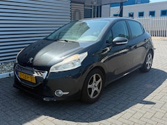 Peugeot 208 - 1.4 e-HDi Active