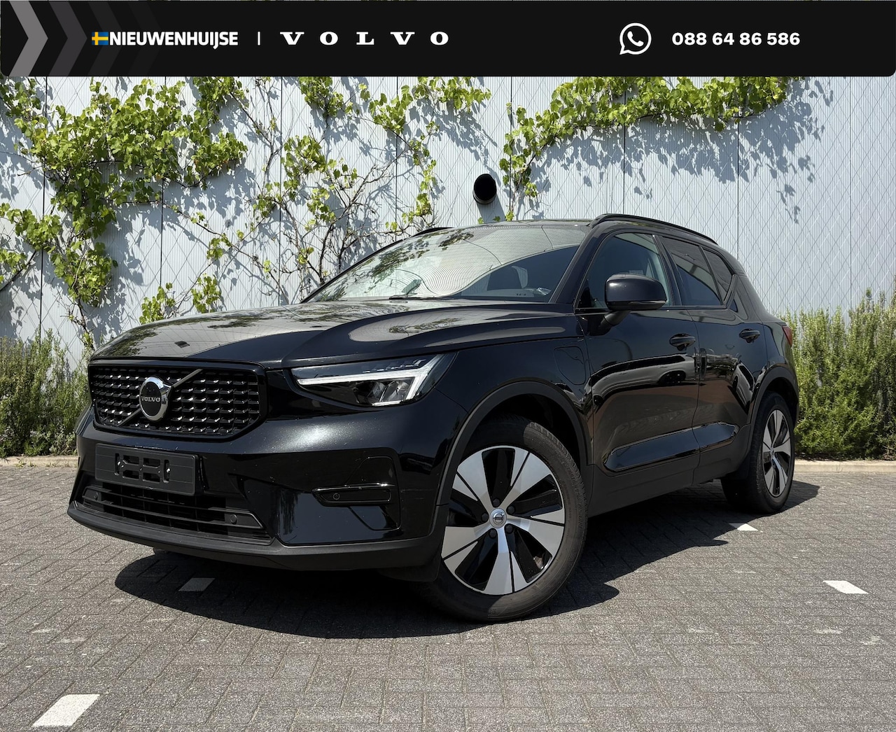 Volvo XC40 - Plug-in Hybrid T4 Plus Dark | Facelift | Panoramadak | Stoel- en stuurverwarming | Harman - AutoWereld.nl