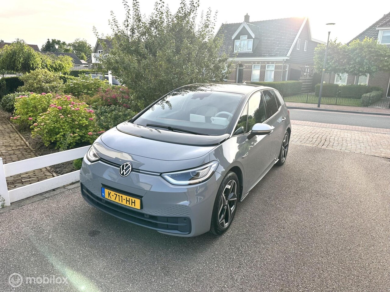 Volkswagen ID.3 - First Plus 58 kWh ACHTERUITRIJ CAMERA SFEERVERLICHTING CARPLAY MATRIX LED VERLICHTING STUU - AutoWereld.nl
