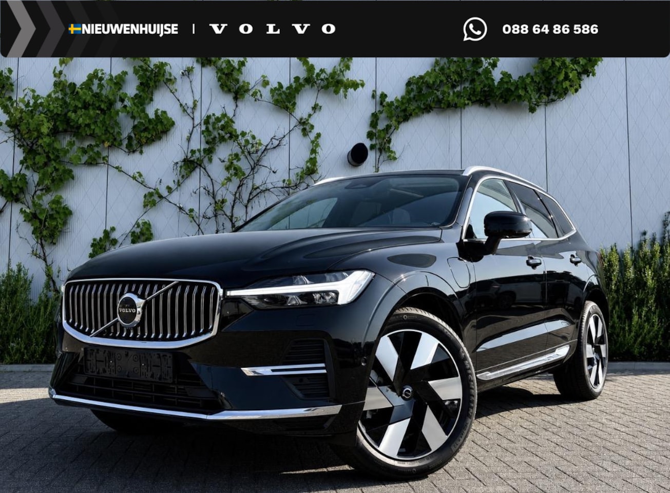 Volvo XC60 - 2.0 T8 Plug-in Hybrid AWD Plus Bright | Panoramadak | Harman Kardon Audio | Lichtmetalen V - AutoWereld.nl