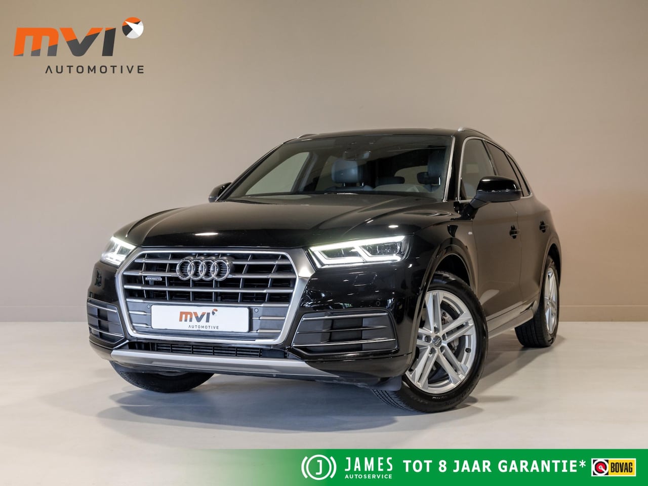 Audi Q5 - 2.0 TFSI quattro Sport S Line Edition / 252pk / Panorama dak / Trekhaak / - AutoWereld.nl