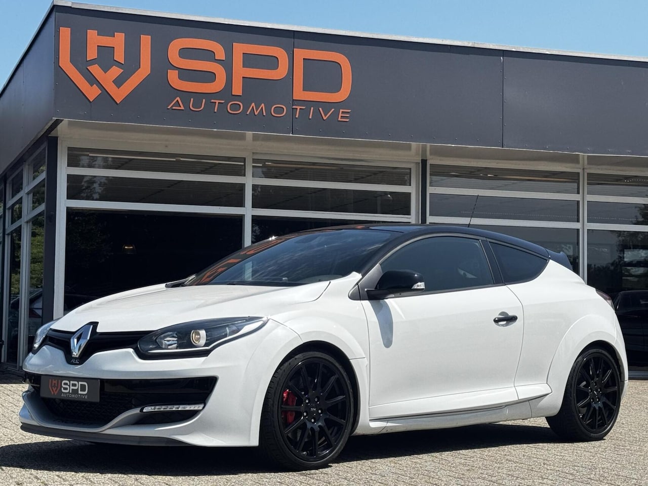 Renault Mégane Coupé - 2.0 Turbo Renault Sport 275 Trophy|Alca - AutoWereld.nl