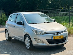 Hyundai i20 - 1.2i Business Edition /Airco/5-Deurs/