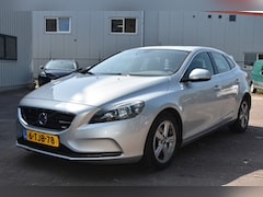 Volvo V40 - 1.6 T4 Momentum. Origineel Nederlands