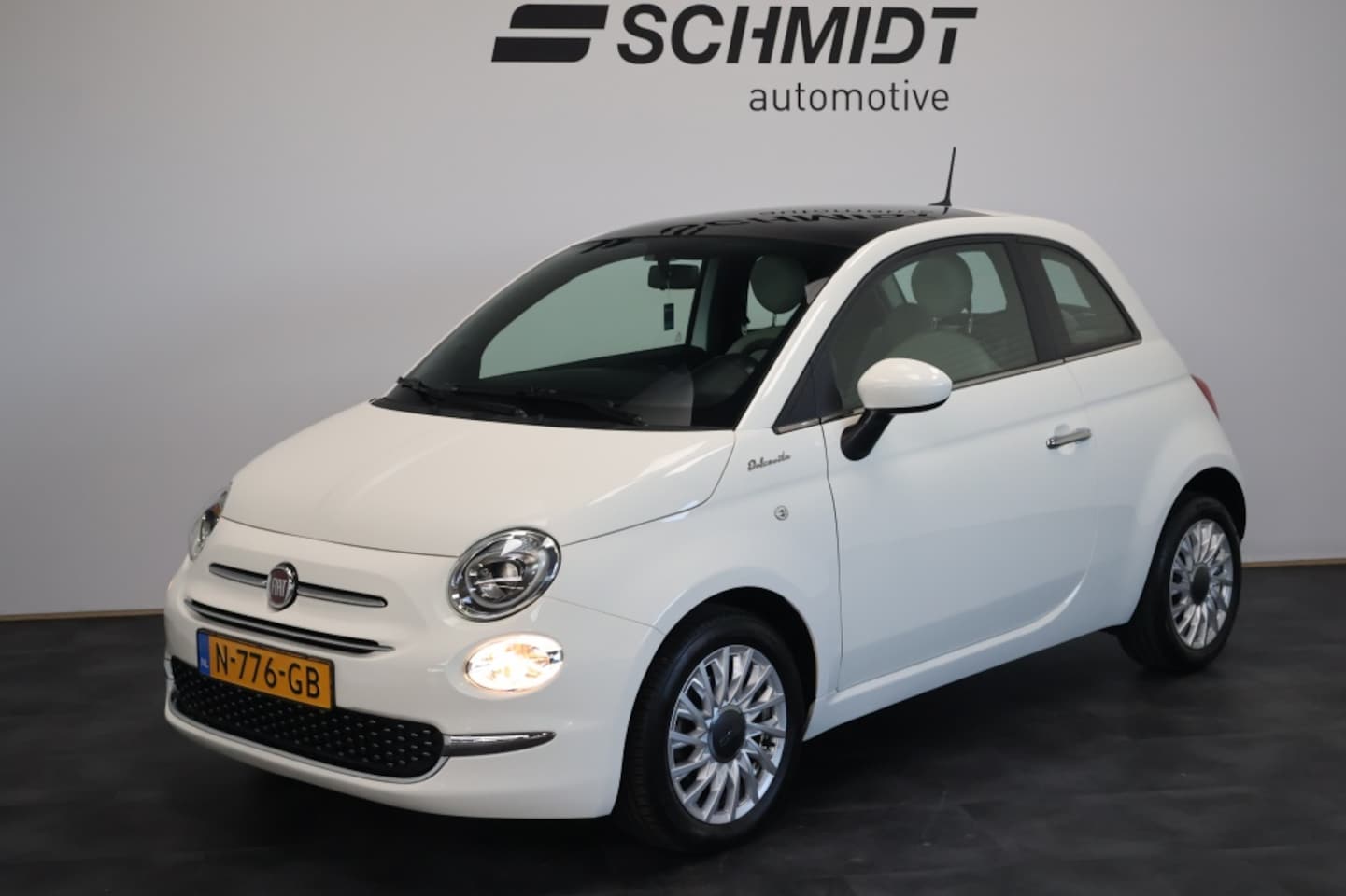 Fiat 500 - 1.0 Hybrid Dolcevita | Panoramadak | Leder | Carplay | Cruise - AutoWereld.nl