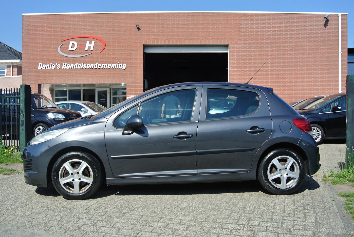 Peugeot 207 - 1.4 VTi X-Line airco inruil mogelijk nap - AutoWereld.nl