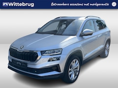Skoda Karoq - 1.5 TSI ACT Style / AUTOMAAT/ TREKHAAK/ DIGITAL DASH/ NAVI/ SMARTLINK/ PARK. SENSOREN + CA