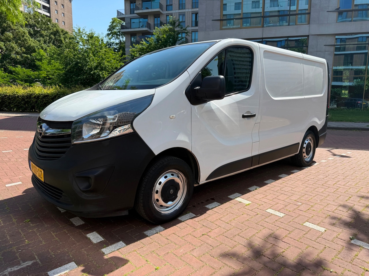 Opel Vivaro - 1.6 CDTI Euro 6 92kw 1-eigenaar Edition EcoFlex 3pers Airco - AutoWereld.nl