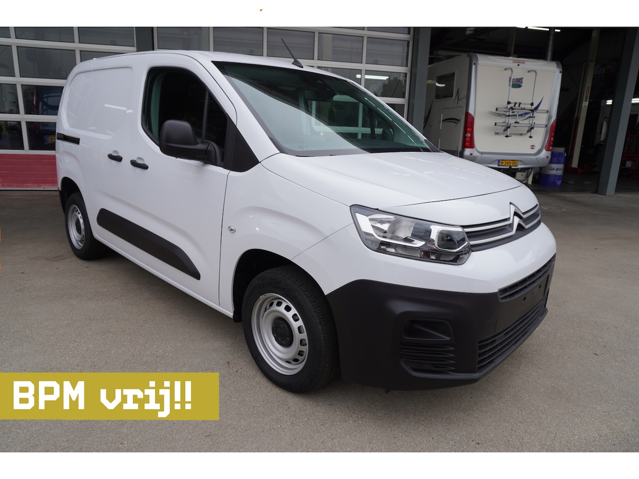 Citroën Berlingo - BlueHDi 100PK Club S&S L1 nr. V064 | Airco | Cruise | Apple Carplay-Android auto - AutoWereld.nl