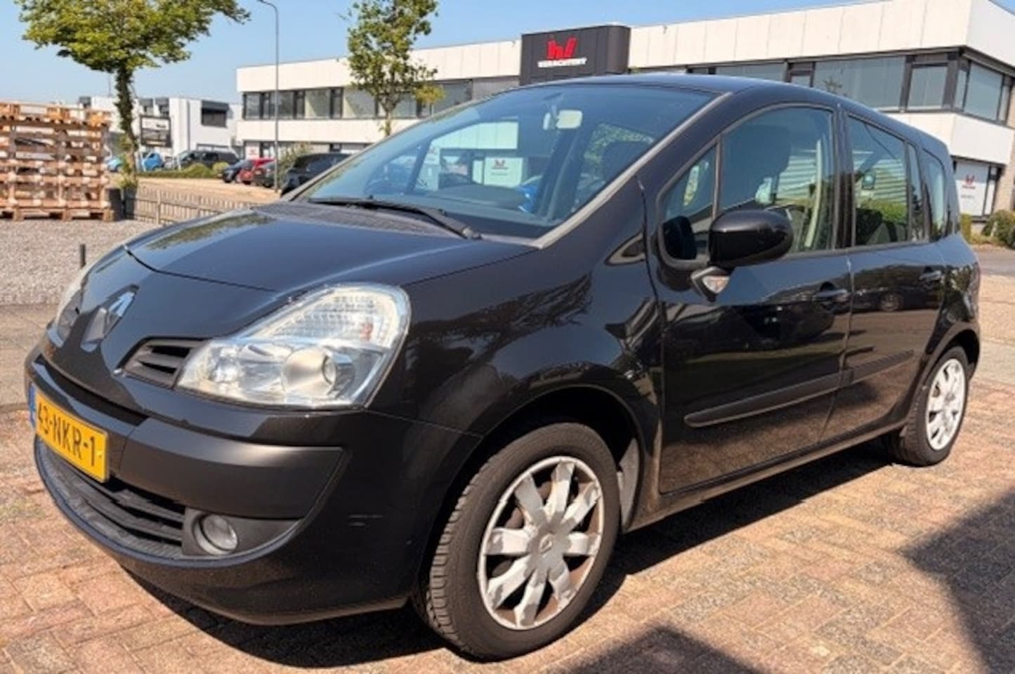 Renault Grand Modus - 1.2 TCE Dynamique Dealer-onderhouden Airco APK Gek. Juli-2027 - AutoWereld.nl