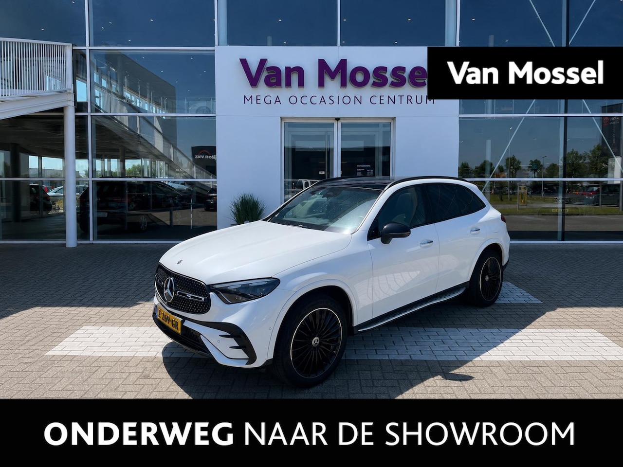 Mercedes-Benz GLC-klasse - 300e 4MATIC AMG Line | Automaat | Panorama dak | Matrix LED | MANUFAKTUR Opalite White | T - AutoWereld.nl