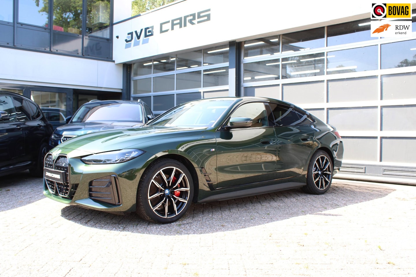 BMW i4 - EDrive35 High Executive 70 kWh - AutoWereld.nl