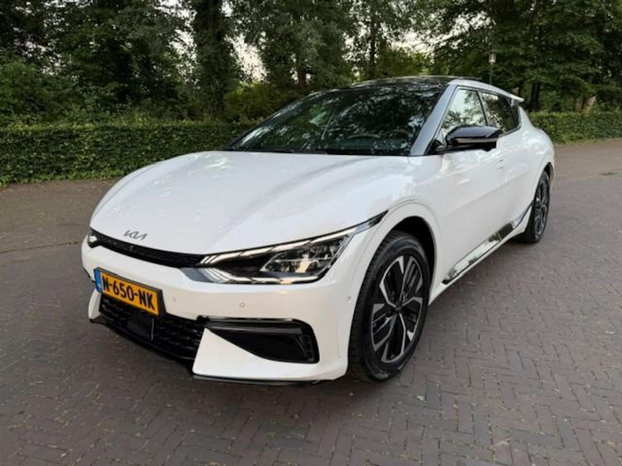 Kia EV6 - GT-Line 77.4 kWh SOH 100%/Trekhaak/360Camera/Matrix/Fabrieksgarantie - AutoWereld.nl