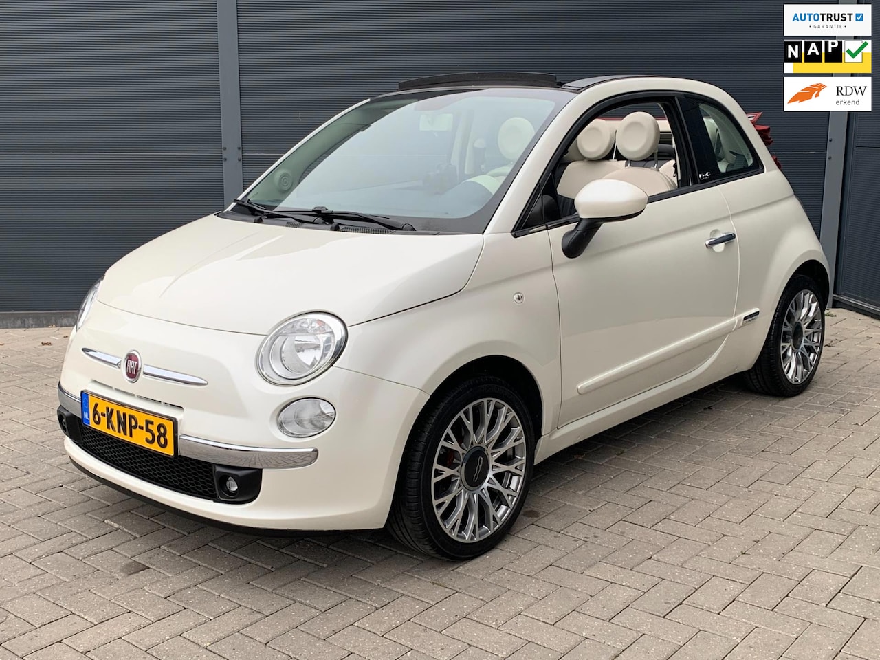 Fiat 500 - 0.9 TwinAir Lounge Cabrio / Leer / Nap - AutoWereld.nl