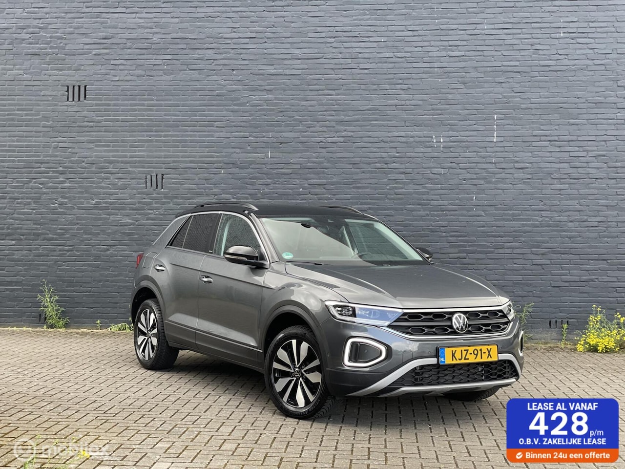 Volkswagen T-Roc - 1.5 TSI 150PK DSG ACC/NAVI/Virtual/Trekhaak - AutoWereld.nl