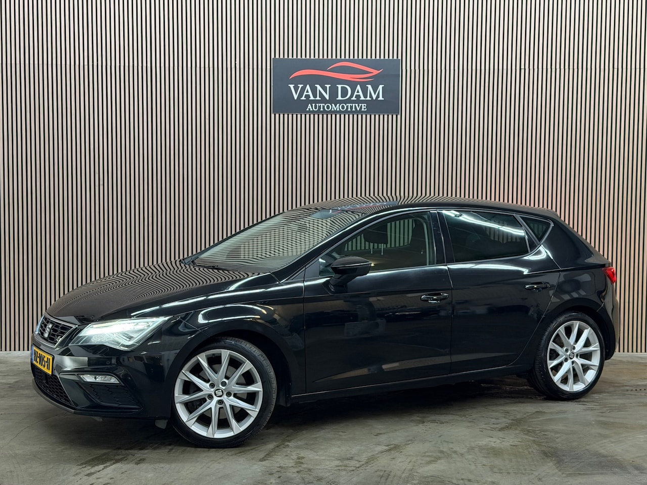 SEAT Leon - 1.8 TSI FR Business Intense 2017 DSG LED CRUISE NAVI - AutoWereld.nl