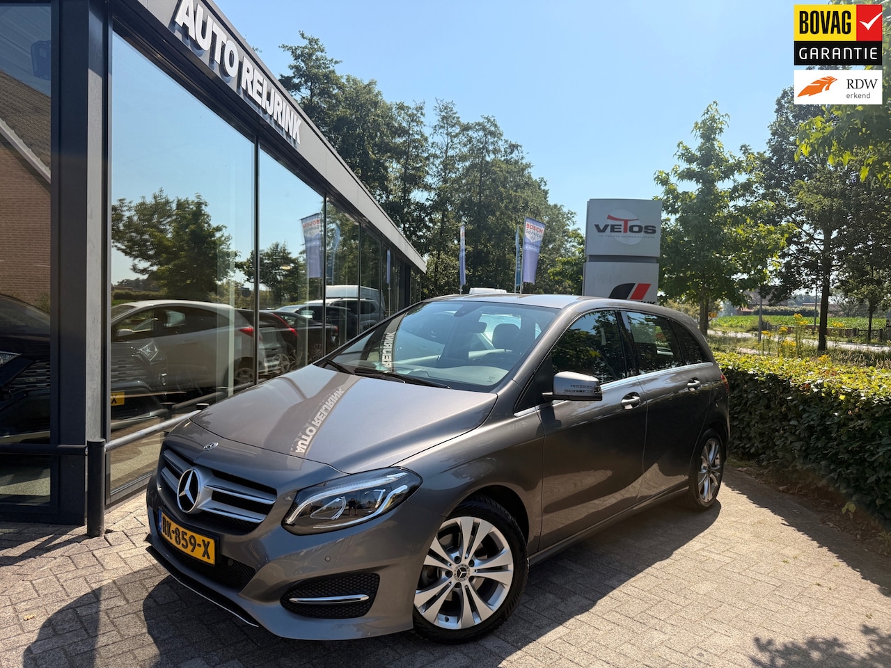 Mercedes-Benz B-klasse - 180 Ambition 180 Ambition, trekhaak, parkeersens V+A cruise control - AutoWereld.nl