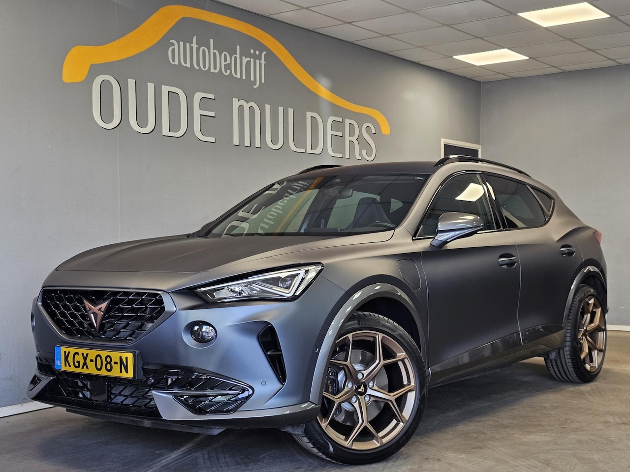 CUPRA Formentor - 1.4 e-Hybrid VZ Matte/Memory/ACC/Carplay/Stoel&stuurverwarming - AutoWereld.nl
