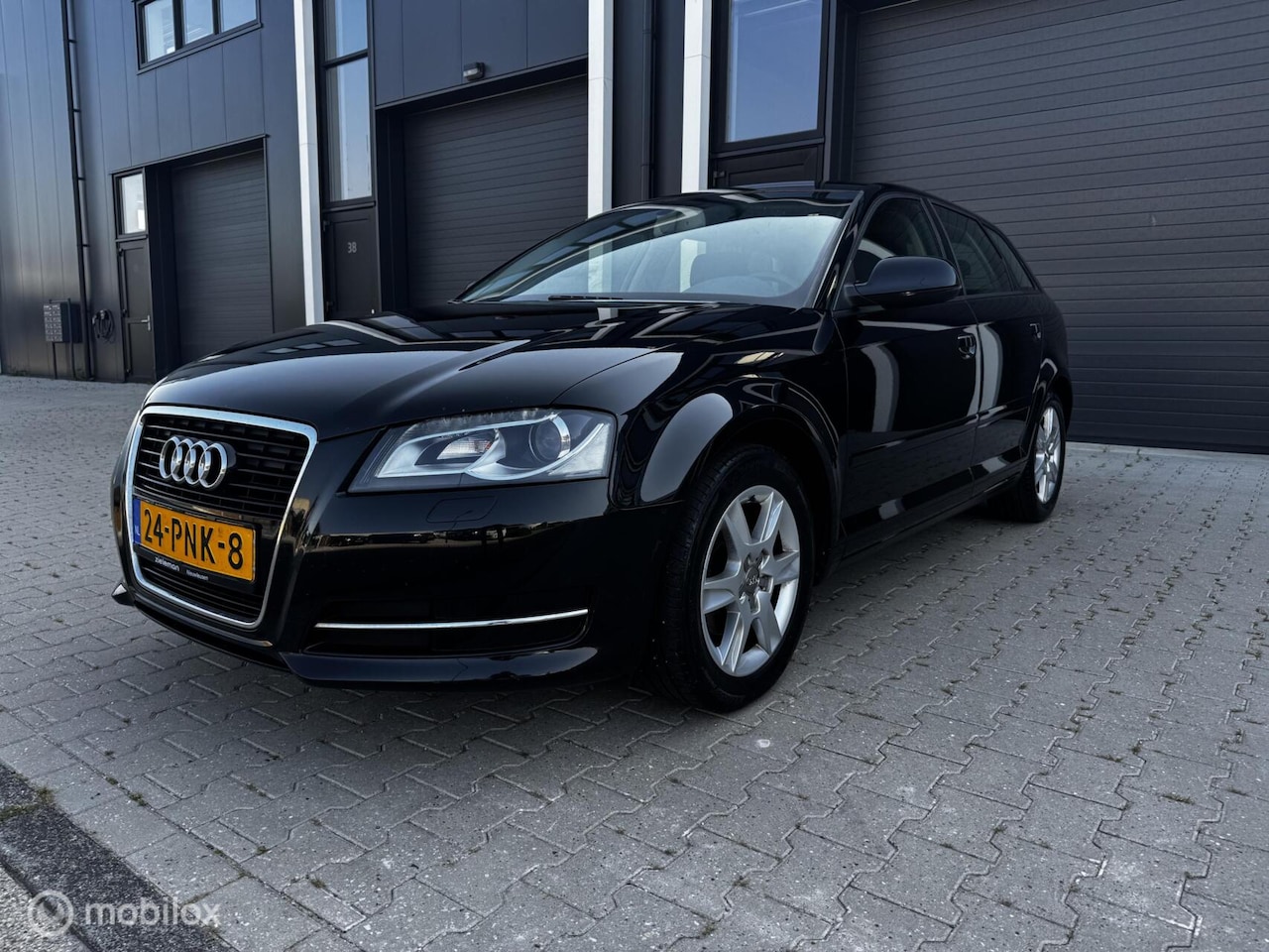 Audi A3 Sportback - 1.2 TFSI Attraction 2011 - AutoWereld.nl