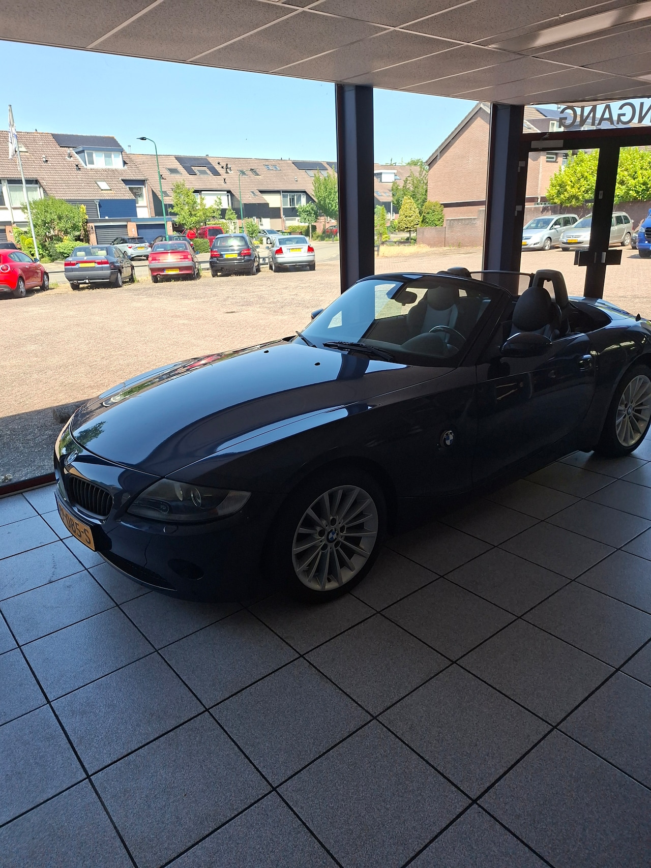 BMW Z4 Roadster - 2.2i