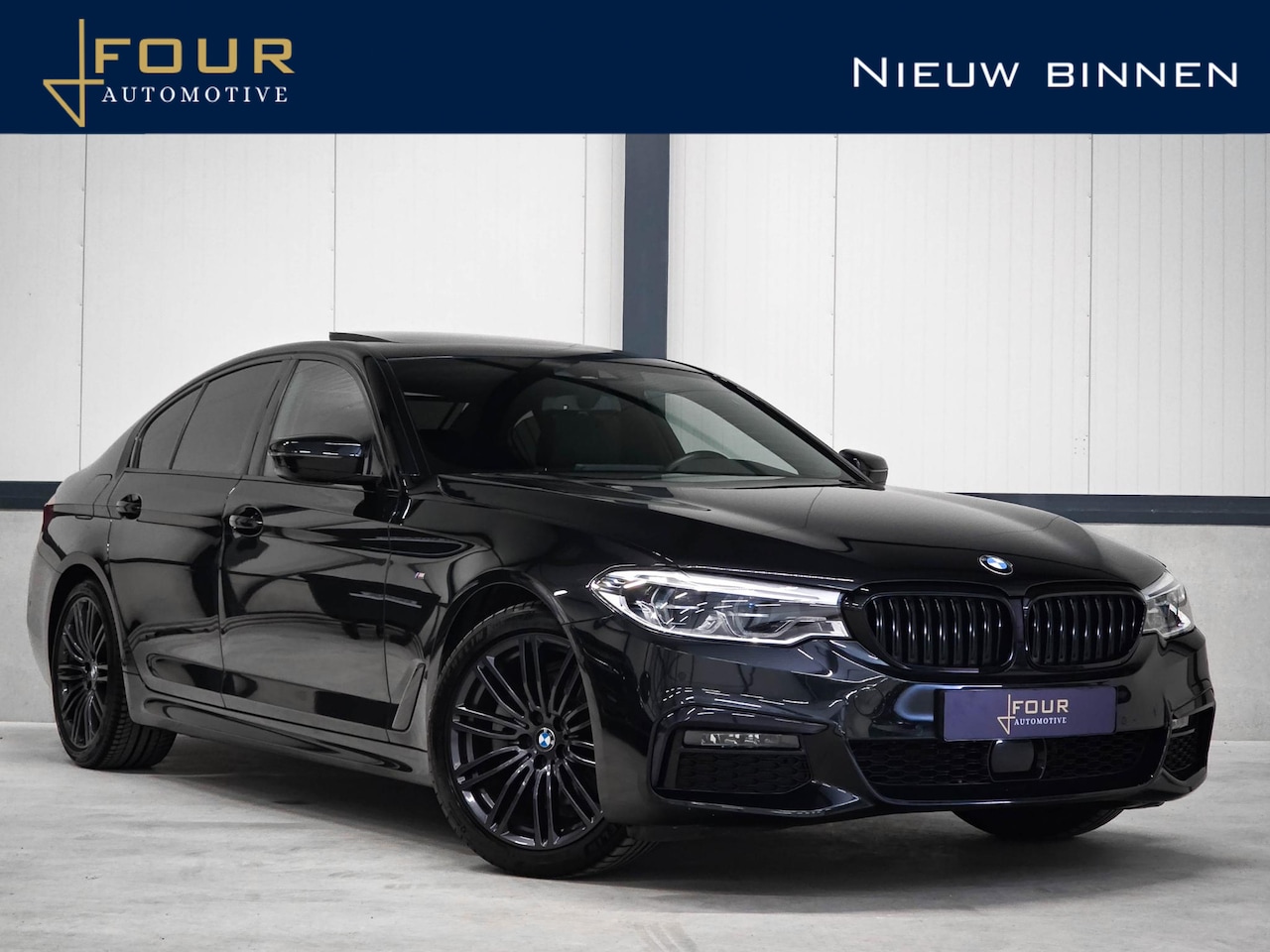 BMW 5-serie - 520i M Sport | Schuifdak | Comfort | HIFI | All Black | Memory | - AutoWereld.nl