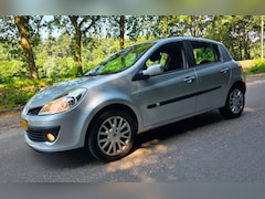 Renault Clio - 1.2 TCe Dynamique APK 24-06-2027 - 2e Eigenaar