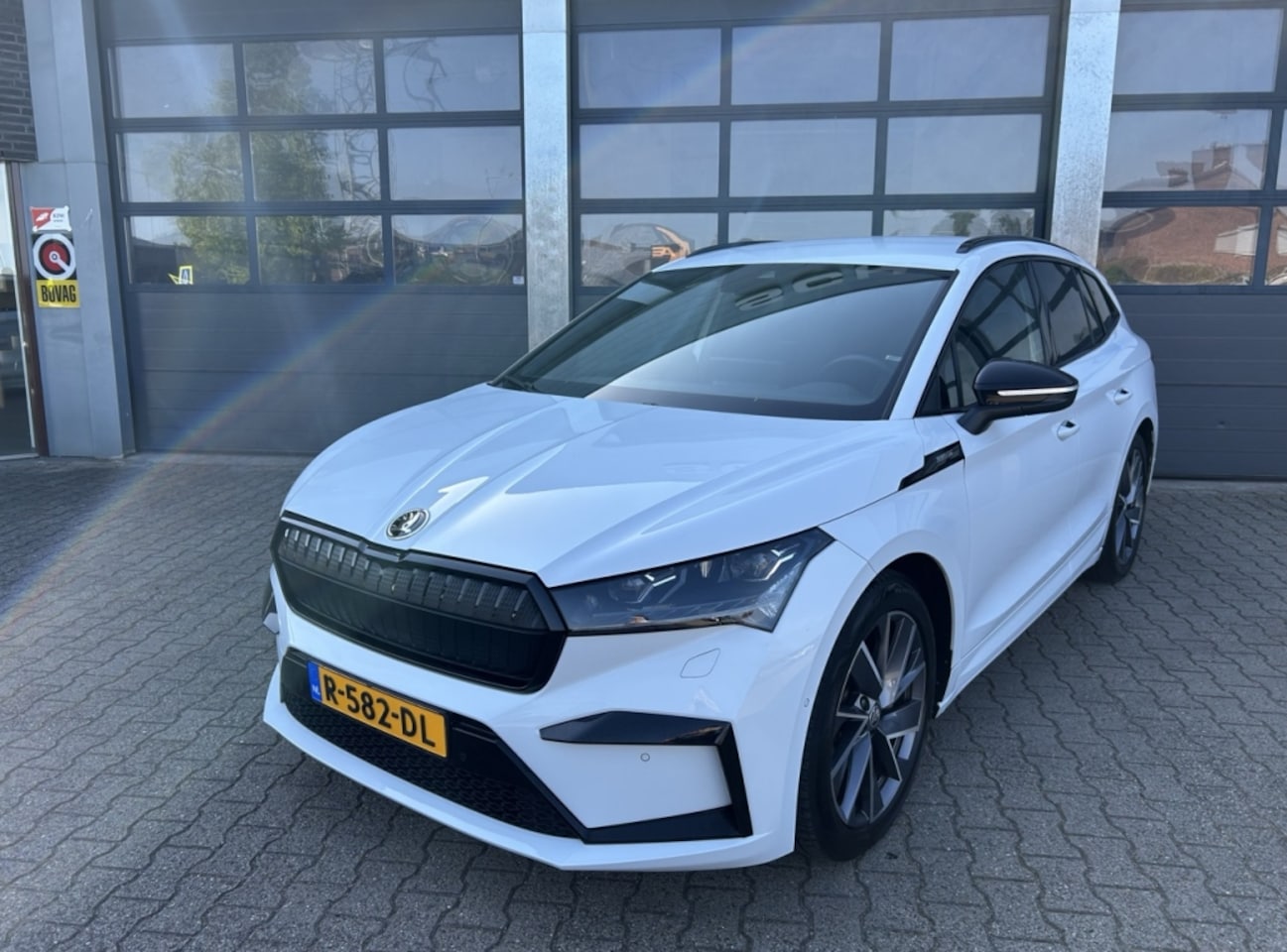 Skoda Enyaq iV - 60 Elektromotor 180pk Sportline - AutoWereld.nl
