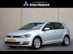 Volkswagen Golf - 1.0 TSI Comfortline | Navigatie | Sportstoelen | Parkeerhulp v+a