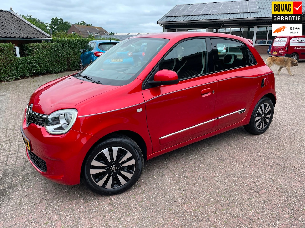 Renault Twingo - 1.0 SCe Intens 1.0 SCe Intens, Cruise, Navi scherm, airco - AutoWereld.nl