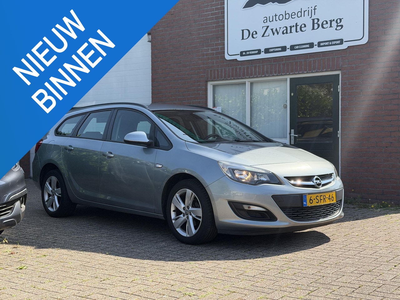 Opel Astra Sports Tourer - 1.4 Turbo Rhythm 1.4 Turbo Rhythm - AutoWereld.nl