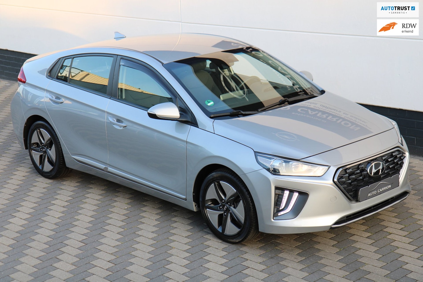 Hyundai IONIQ - 1.6 GDi i-Motion - Plus CarPlay Camera ACC !! - AutoWereld.nl