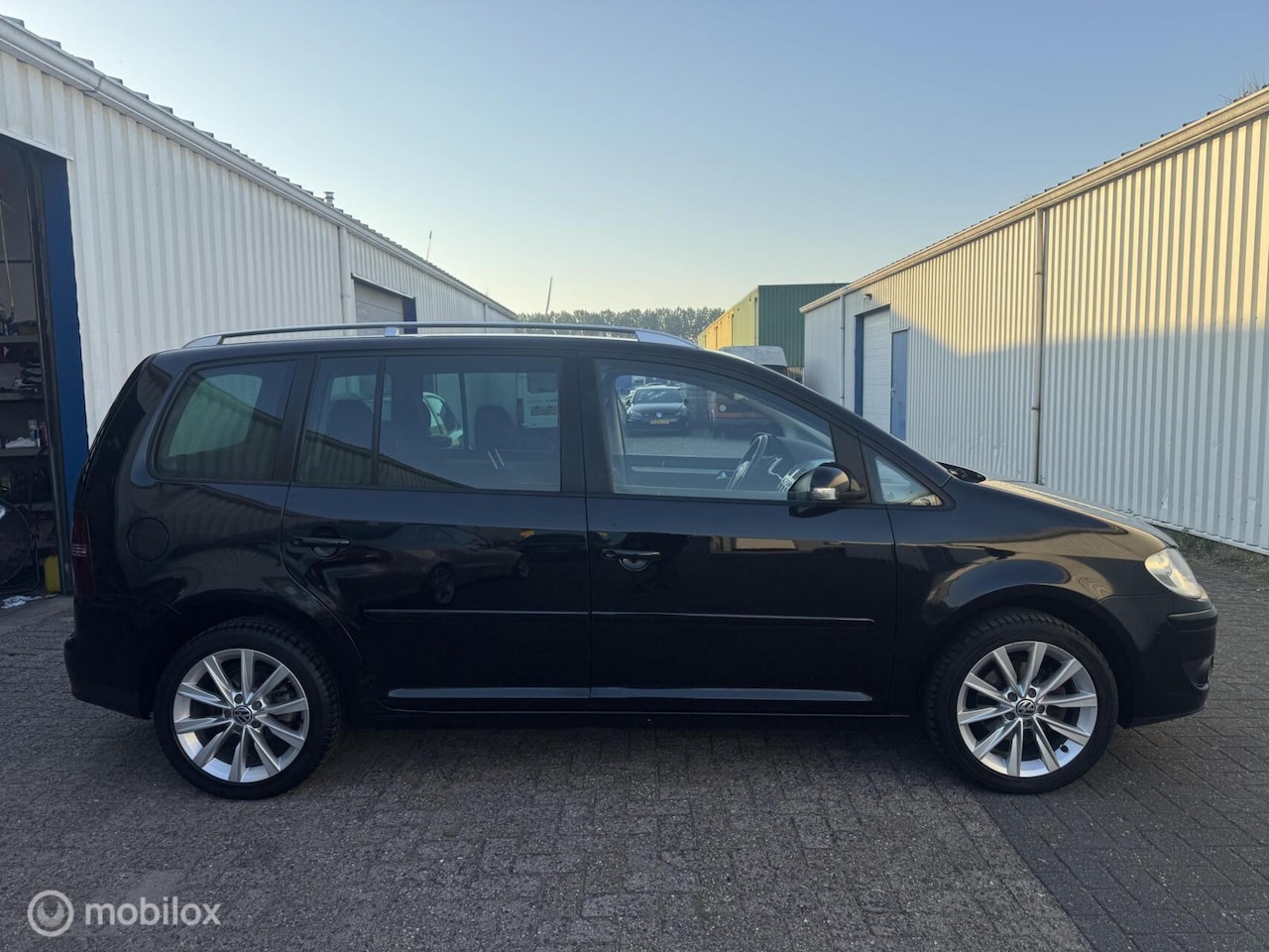 Volkswagen Touran - 1.4 TSI | Nieuwe Ketting | 7 Persoon | APK - AutoWereld.nl