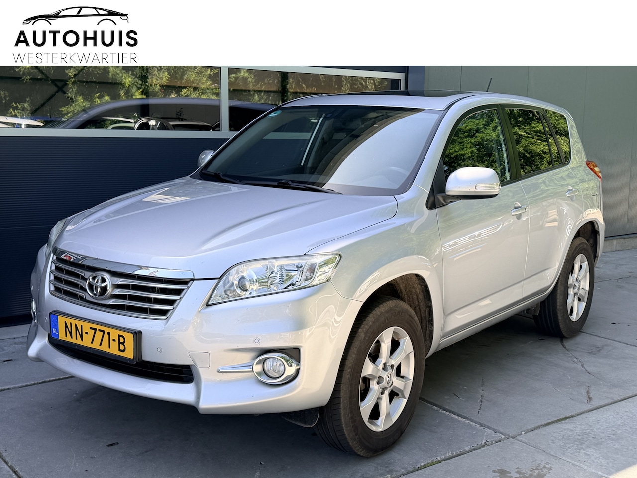 Toyota RAV4 - 2.0 VVTi 160pk H6 Executive Business Schuifdak Climate Control Navi 2000kg trekgewicht! Ca - AutoWereld.nl
