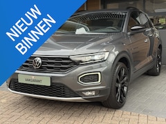 Volkswagen T-Roc - 1.5 TSI Sport, 19 inch, Navi, Trekh, Carpl, Led, Digital