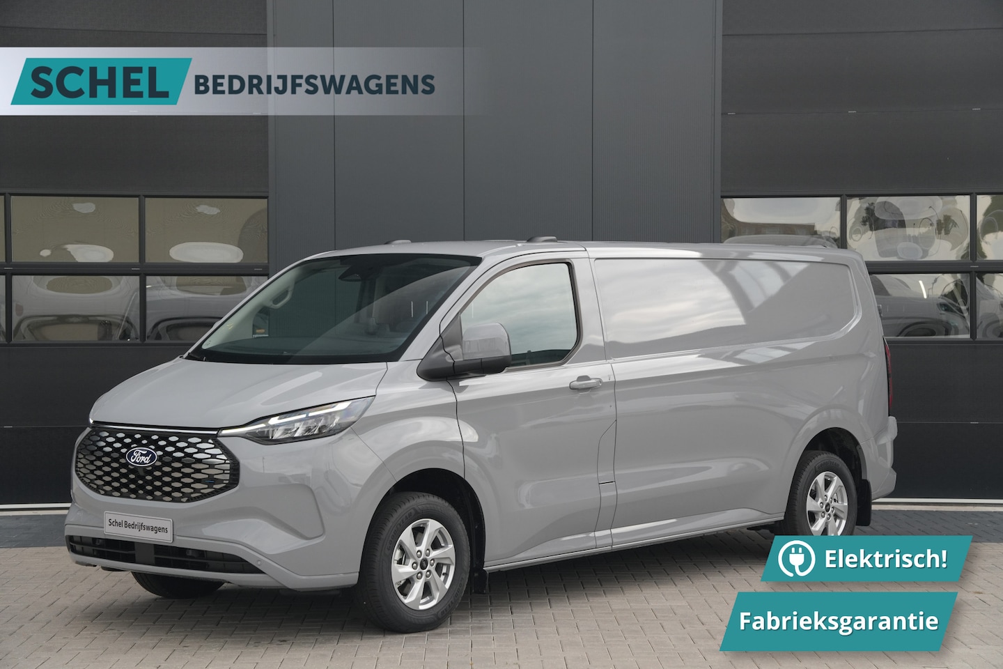 Ford Transit Custom - E-Transit 320 L2H1 Limited 71 kWh 218pk - Elek Trekhaak - LED - Carplay - Stoelverwarming - AutoWereld.nl