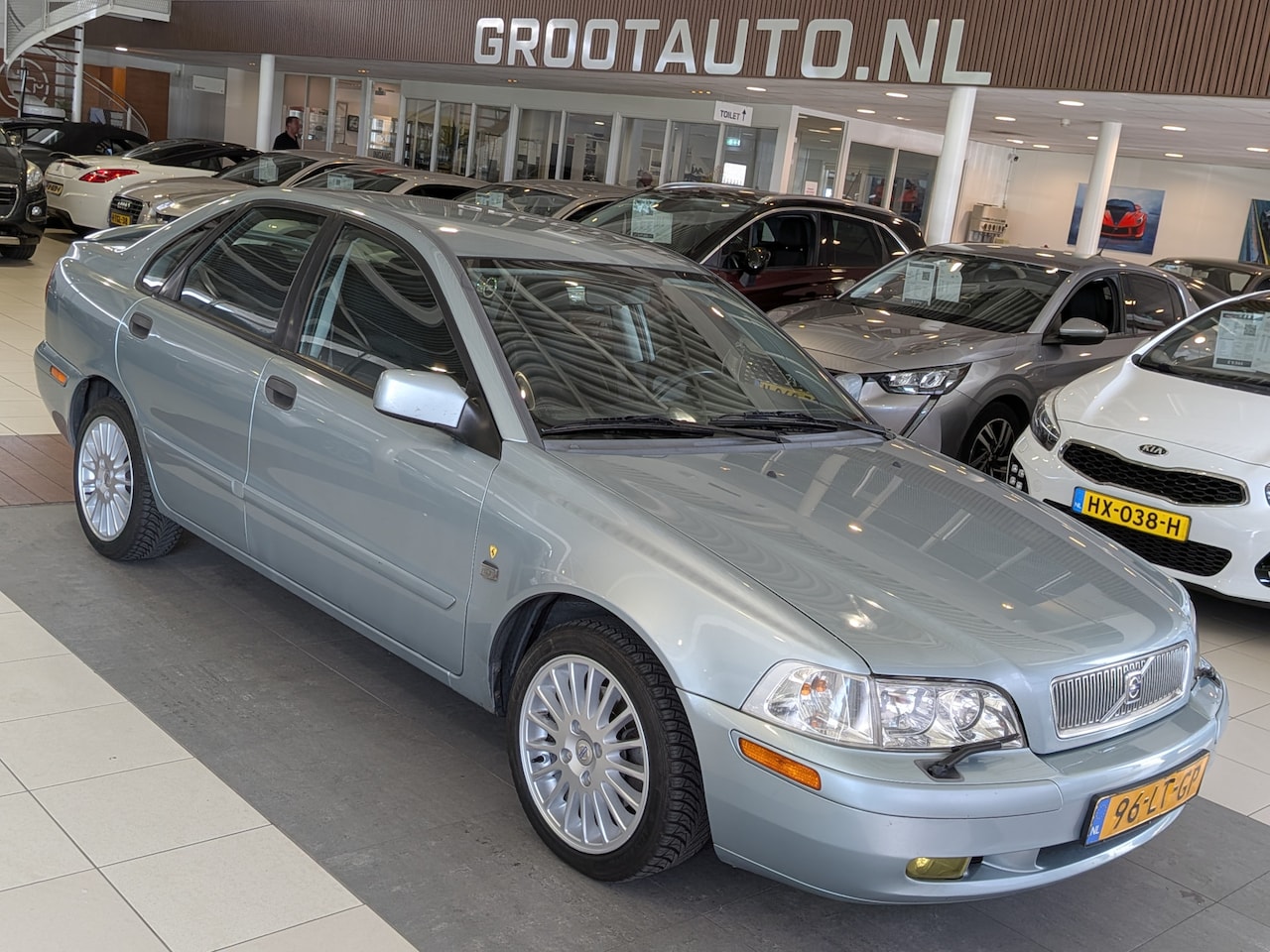 Volvo S40 - 1.8 Europa Airco, Cruise Control, Stuurbekrachtiging - AutoWereld.nl